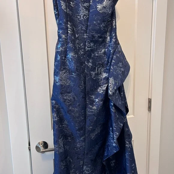 Mother of Bride or Groom dress-navy with silver metallic threading - Picture 5 of 11